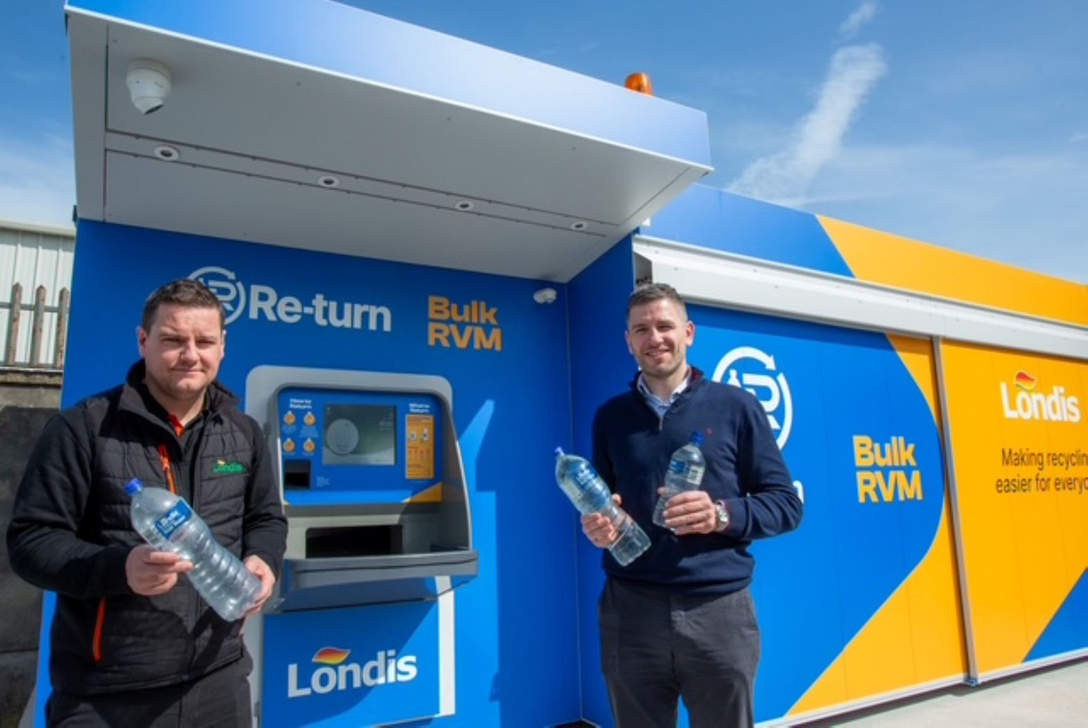 Phily Cullen, Londis Store Manager and Michael Hanrahan, Owner of Hanrahan’s Londis The Faythe.